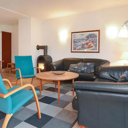 Gorgeous Home In Blavand With Wifi * Blavand