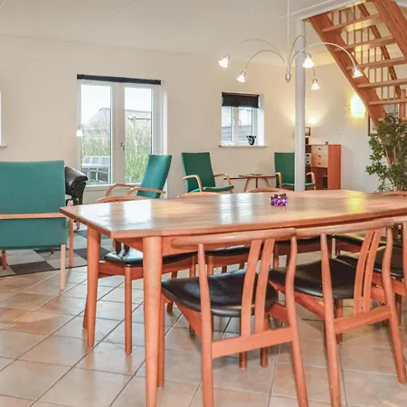 Holiday home Gorgeous Home In Blavand With Wifi