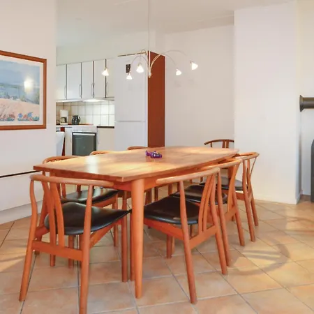 Gorgeous Home In Blavand With Wifi Holiday home Blavand